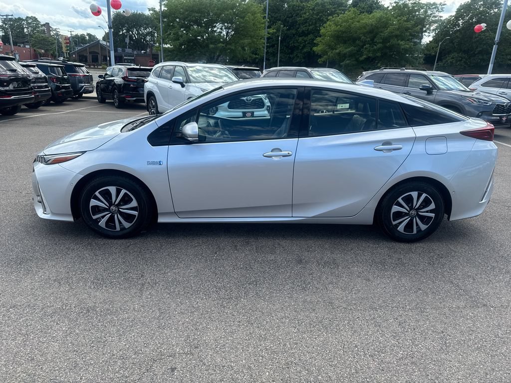 Used 2019 Toyota Prius Prime Advanced FWD image 4