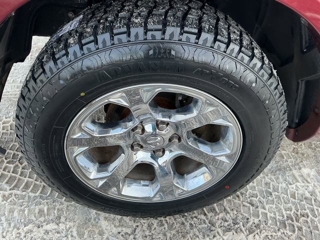 Used 2018 RAM 1500 Laramie w/ Convenience Group AWD/4WD image 14