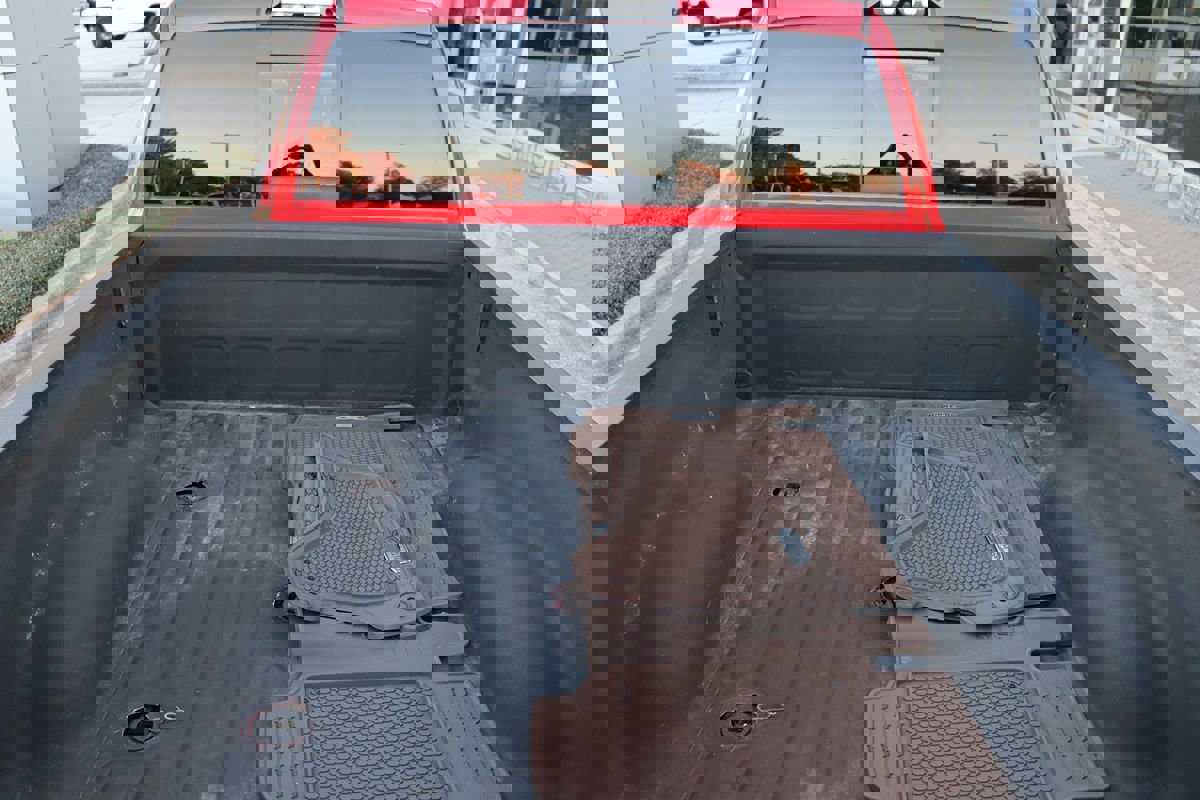 Used 2020 RAM 3500 Limited image 43