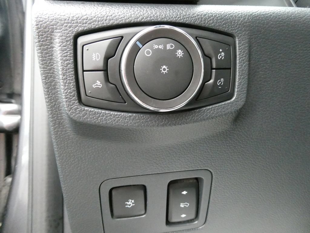 Used 2022 Ford F350 Platinum AWD/4WD image 25