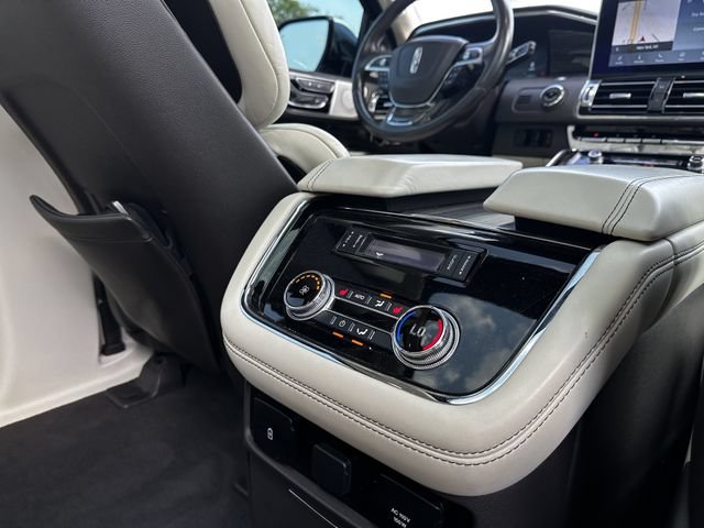 Certified 2020 Lincoln Navigator Black Label AWD/4WD image 40