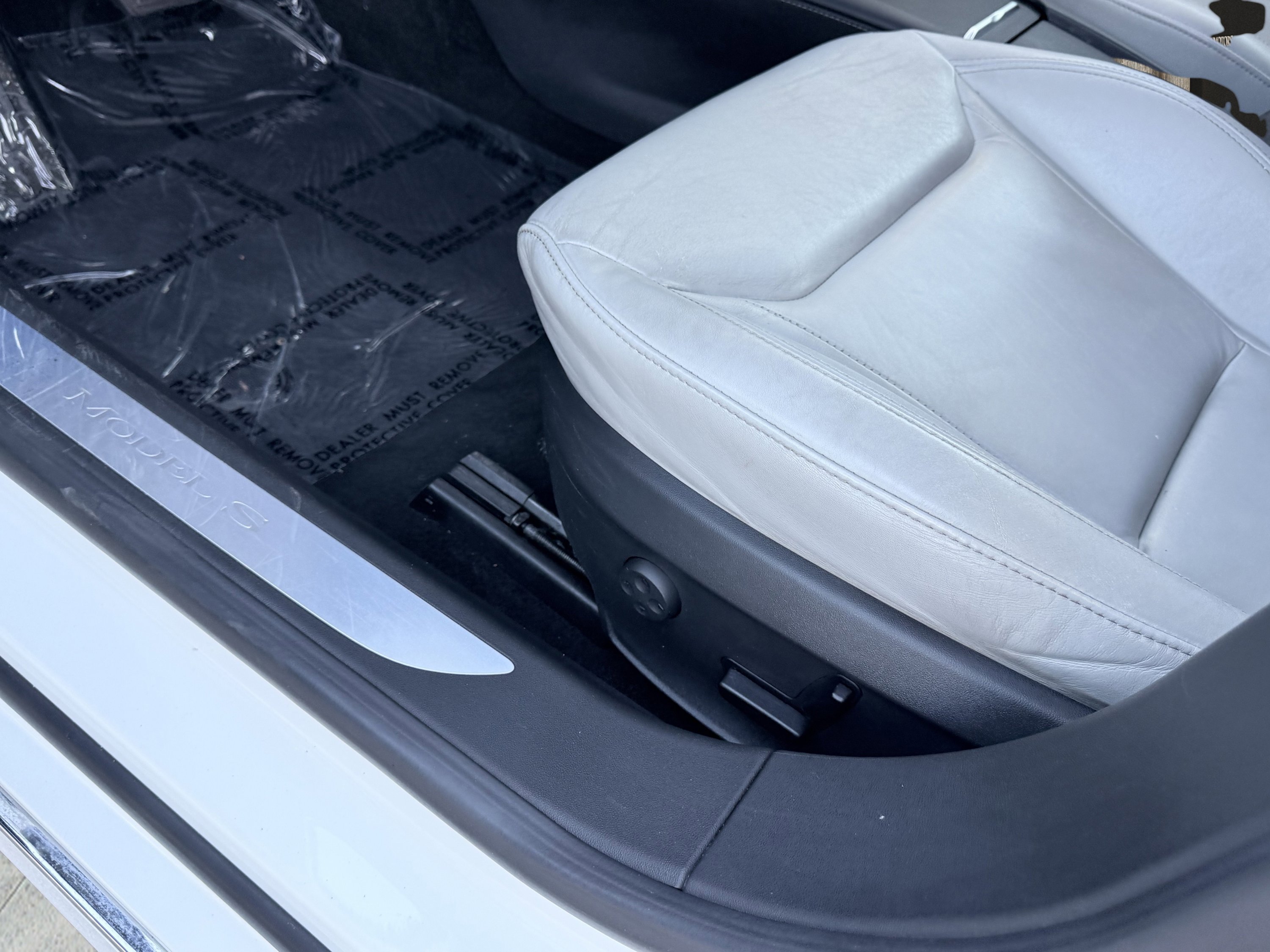 Used 2016 Tesla Model S 60 image 67