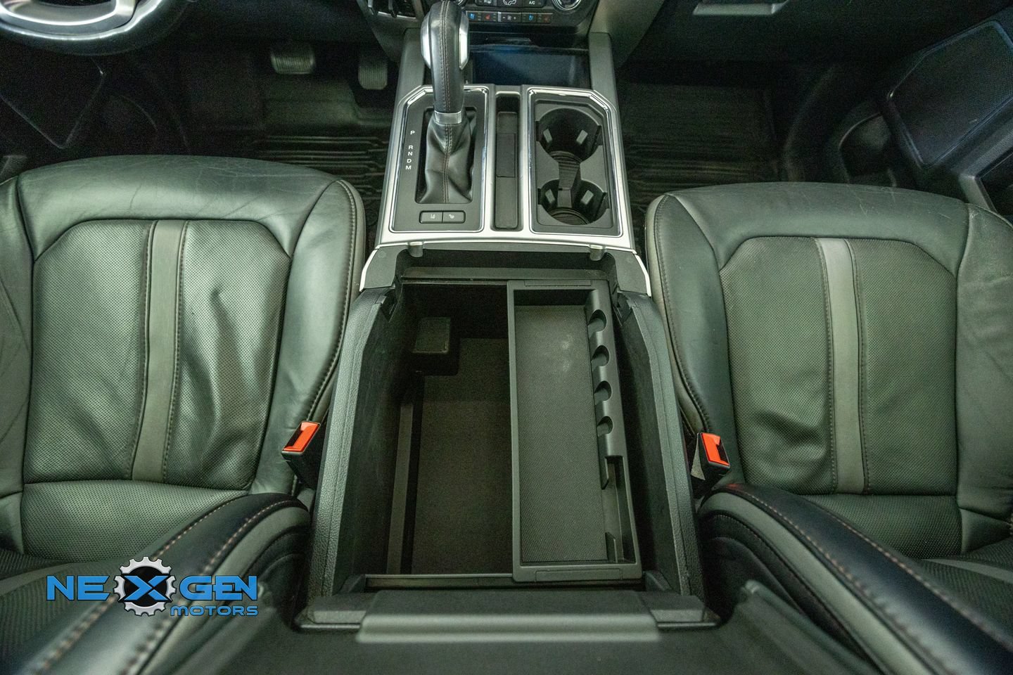 Used 2019 Ford F150 Platinum w/ Equipment Group 701A Luxury AWD/4WD image 35
