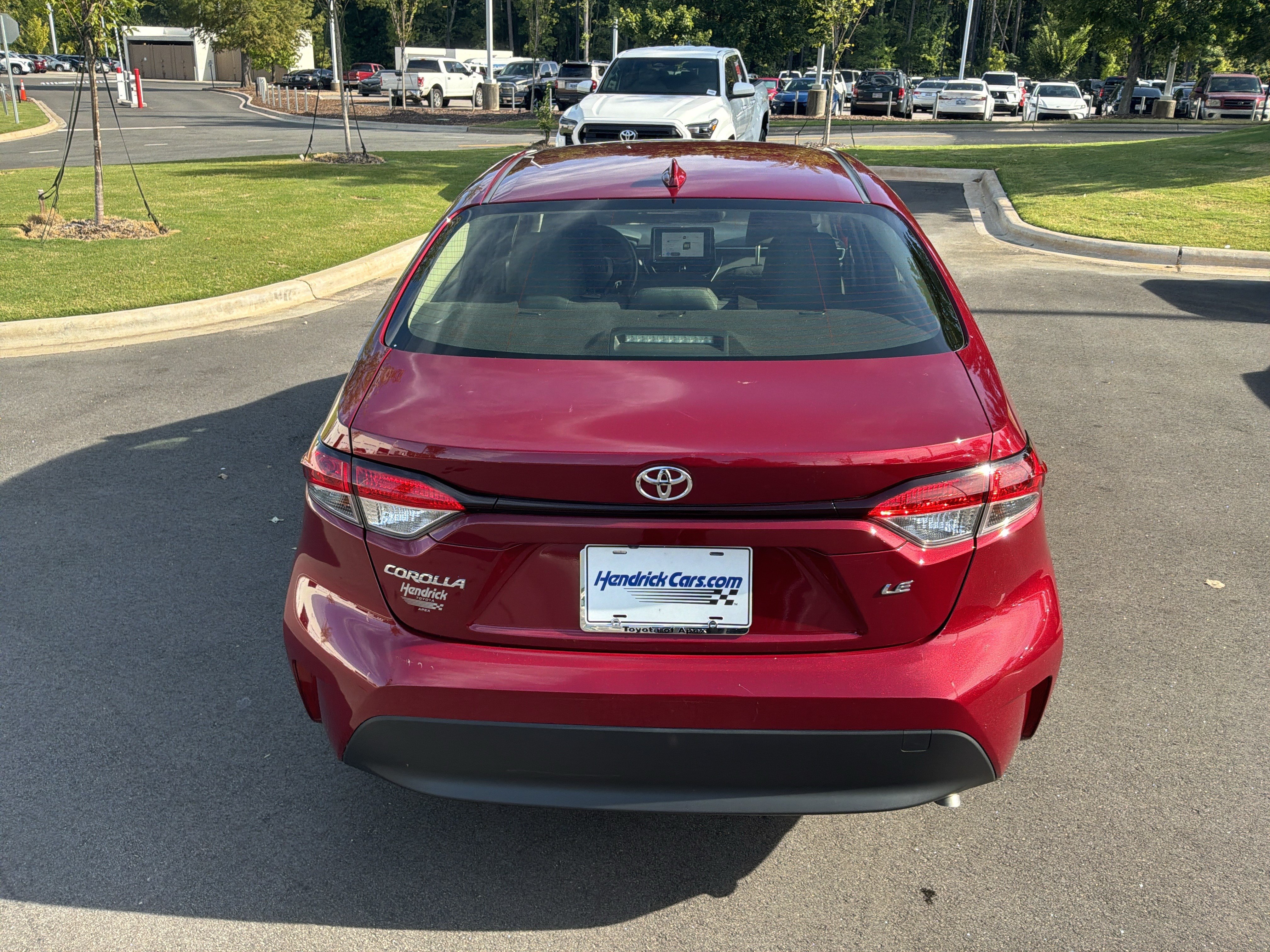 Used 2023 Toyota Corolla LE FWD image 9