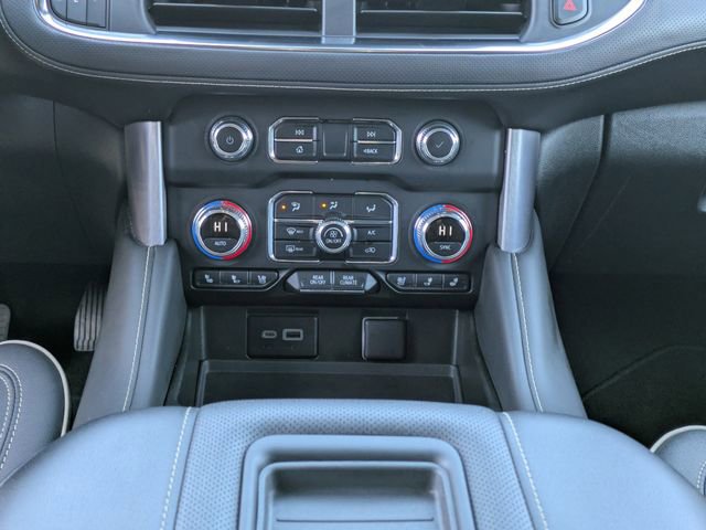 Used 2024 GMC Yukon XL SLT image 22