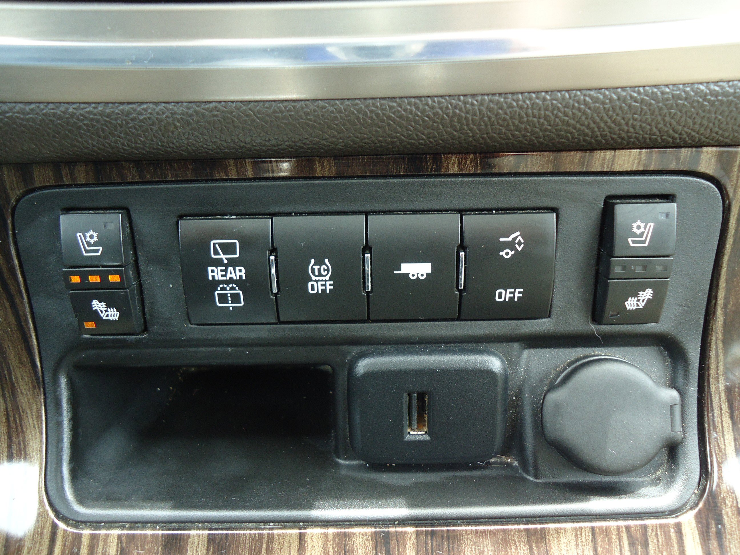 Used 2015 GMC Acadia Denali AWD/4WD image 20