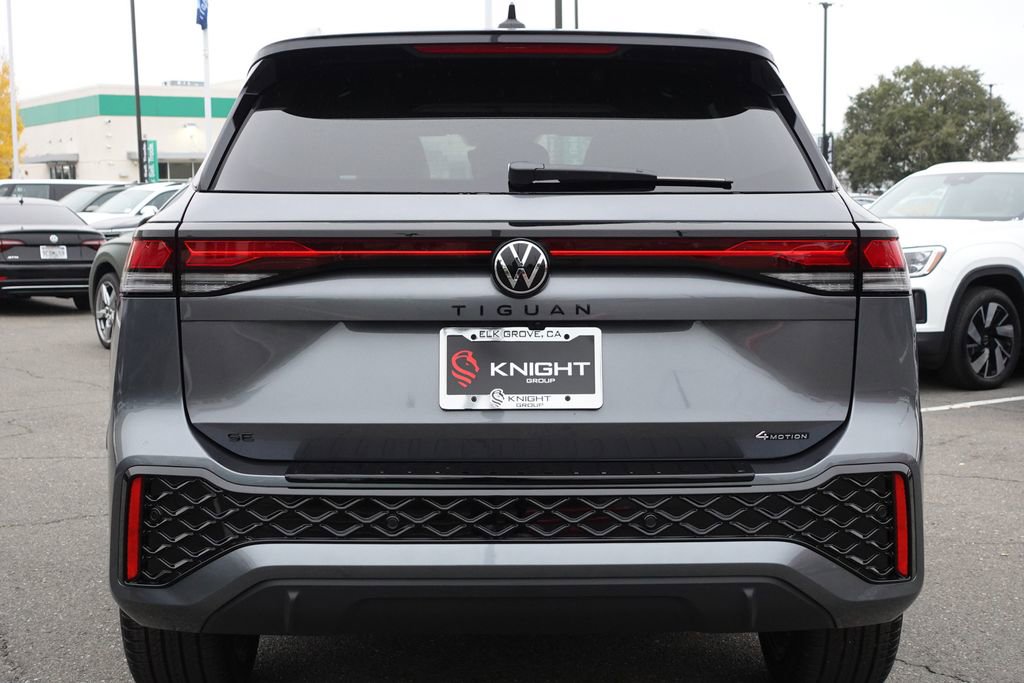 New 2026 Volkswagen Tiguan SE R-Line AWD/4WD image 9