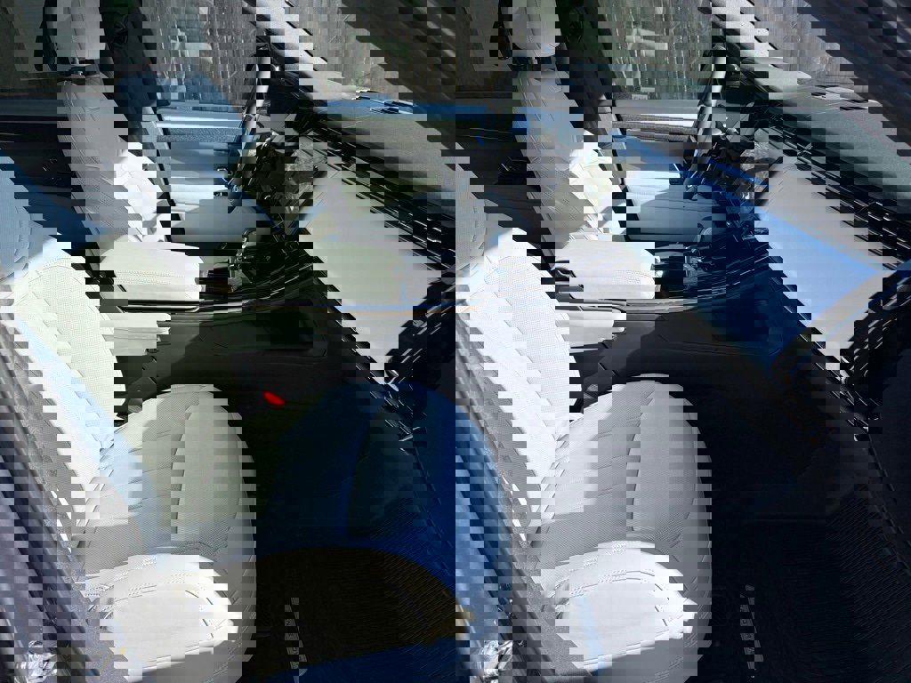 New 2026 Land Rover Range Rover Sport SE image 12