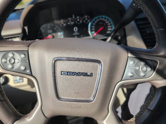 Used 2019 GMC Yukon Denali w/ Denali Ultimate Package image 15