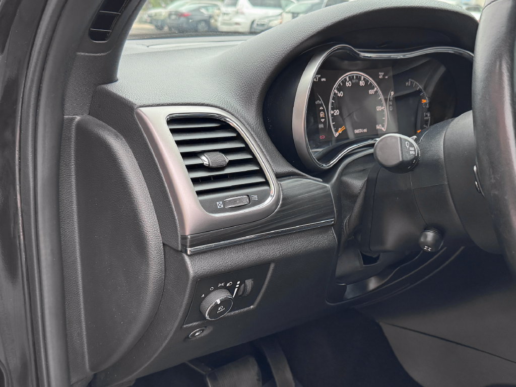 Used 2019 Jeep Grand Cherokee Limited w/ Luxury Group II AWD/4WD image 20