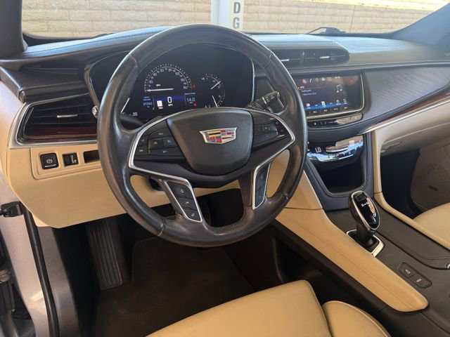 Used 2017 Cadillac XT5 Premium Luxury FWD image 22