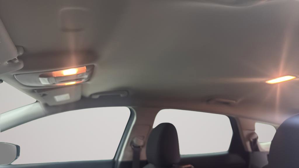 Used 2025 Kia Sportage LX image 31