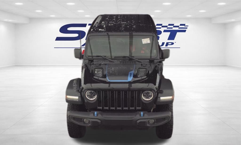 Used 2023 Jeep Wrangler Unlimited Rubicon 4xe w/ Cold Weather Group video 2