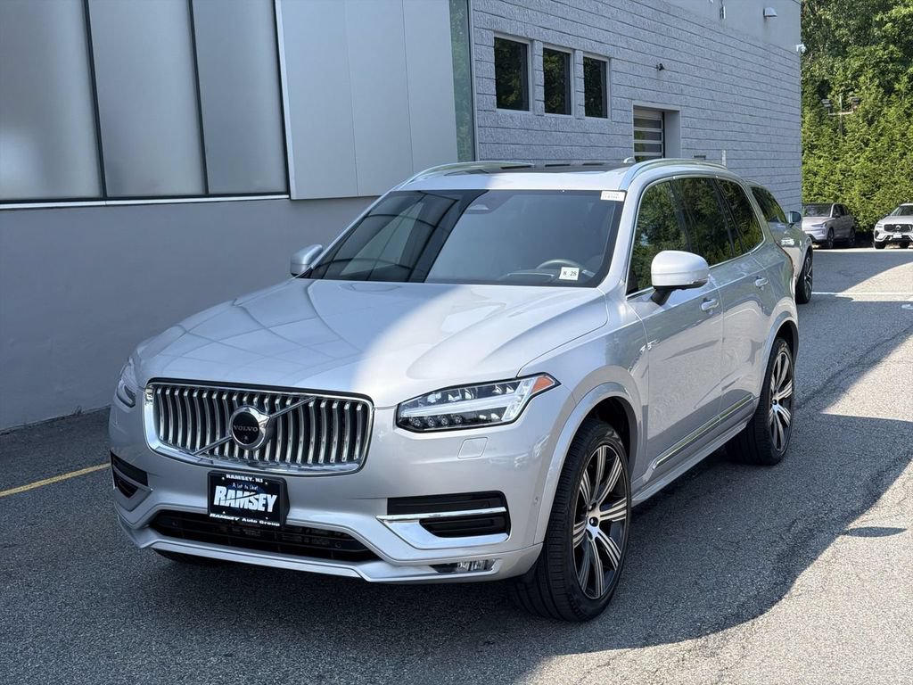 Certified 2023 Volvo XC90 B6 Ultimate AWD/4WD image 1