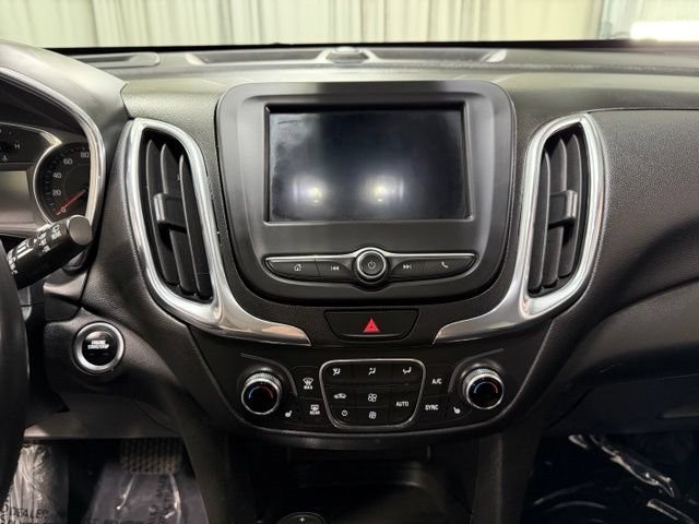 Used 2020 Chevrolet Equinox LT w/ Driver Convenience Package AWD/4WD image 13