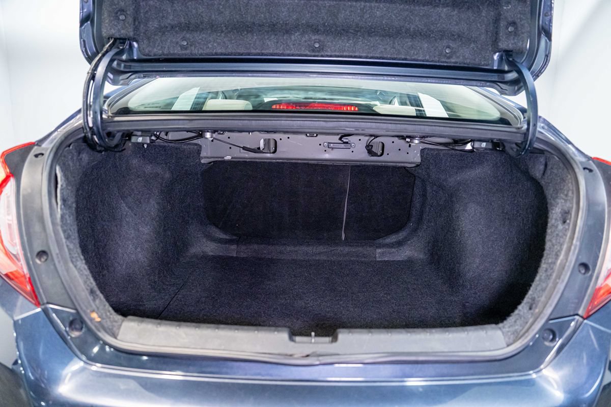 Used 2020 Honda Civic EX image 24
