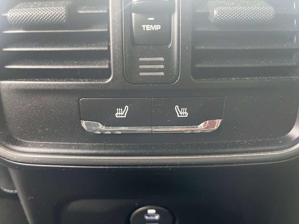 Used 2024 Porsche Macan GTS image 16