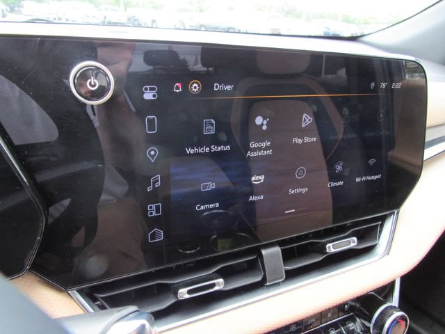 Certified 2025 Chevrolet Equinox ACTIV w/ Safety and Technology Package AWD/4WD image 20