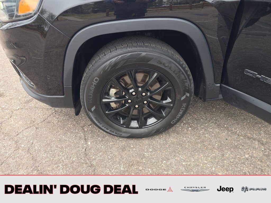 Used 2023 Jeep Cherokee Altitude Lux AWD/4WD image 26