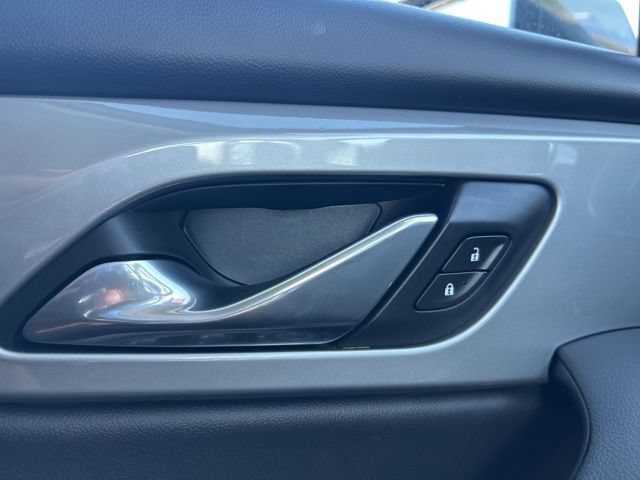 Used 2019 Chevrolet Blazer LT FWD image 20