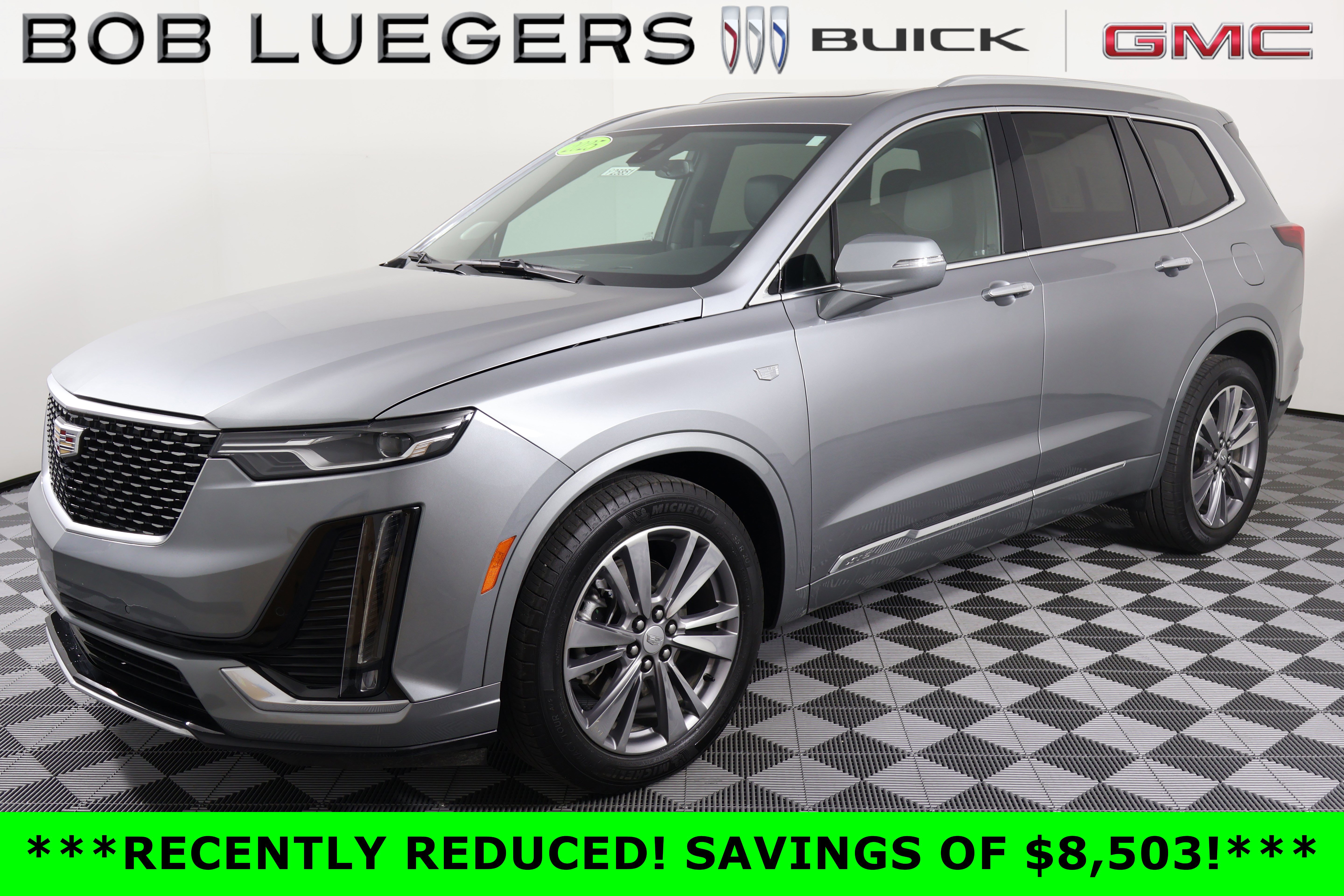 Certified 2025 Cadillac XT6 Premium Luxury FWD image 4