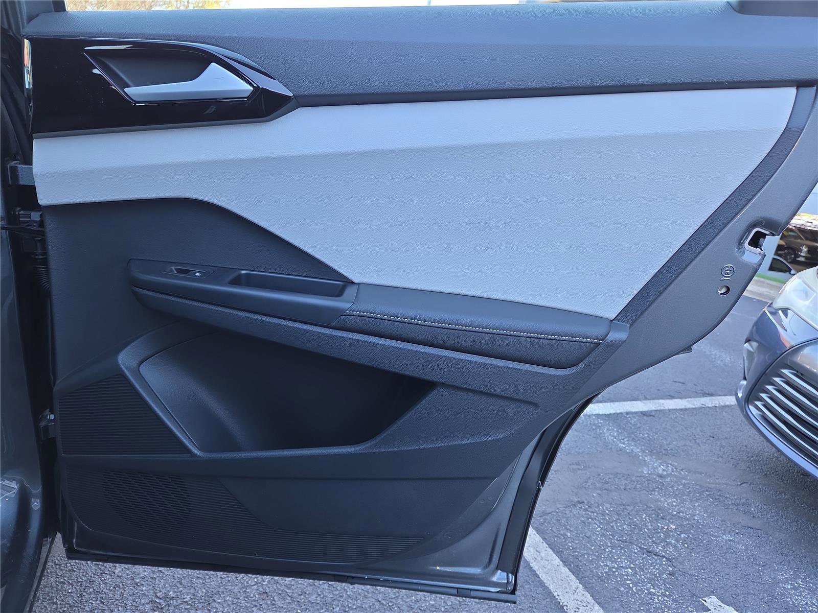 New 2026 Volkswagen Taos S image 27