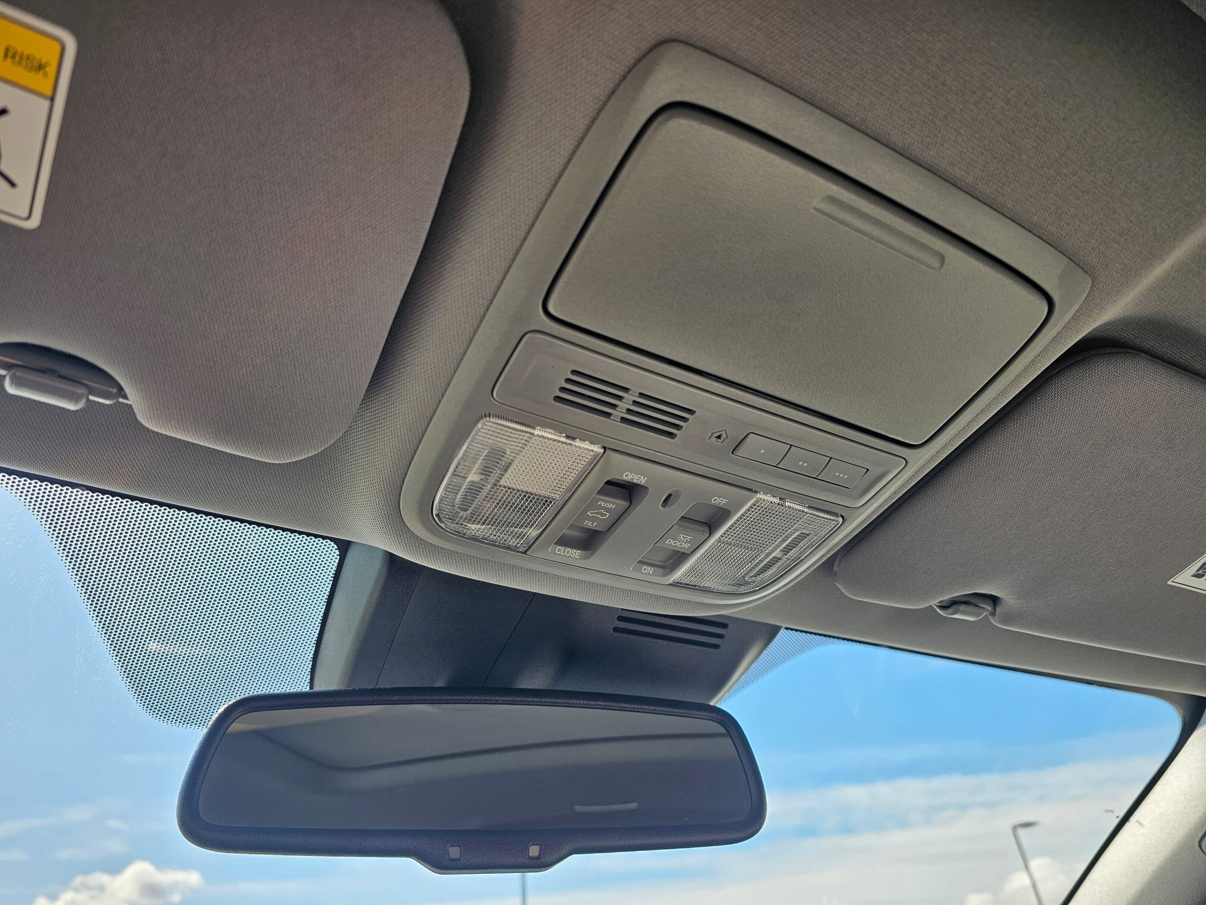 Used 2019 Honda CR-V Touring image 29