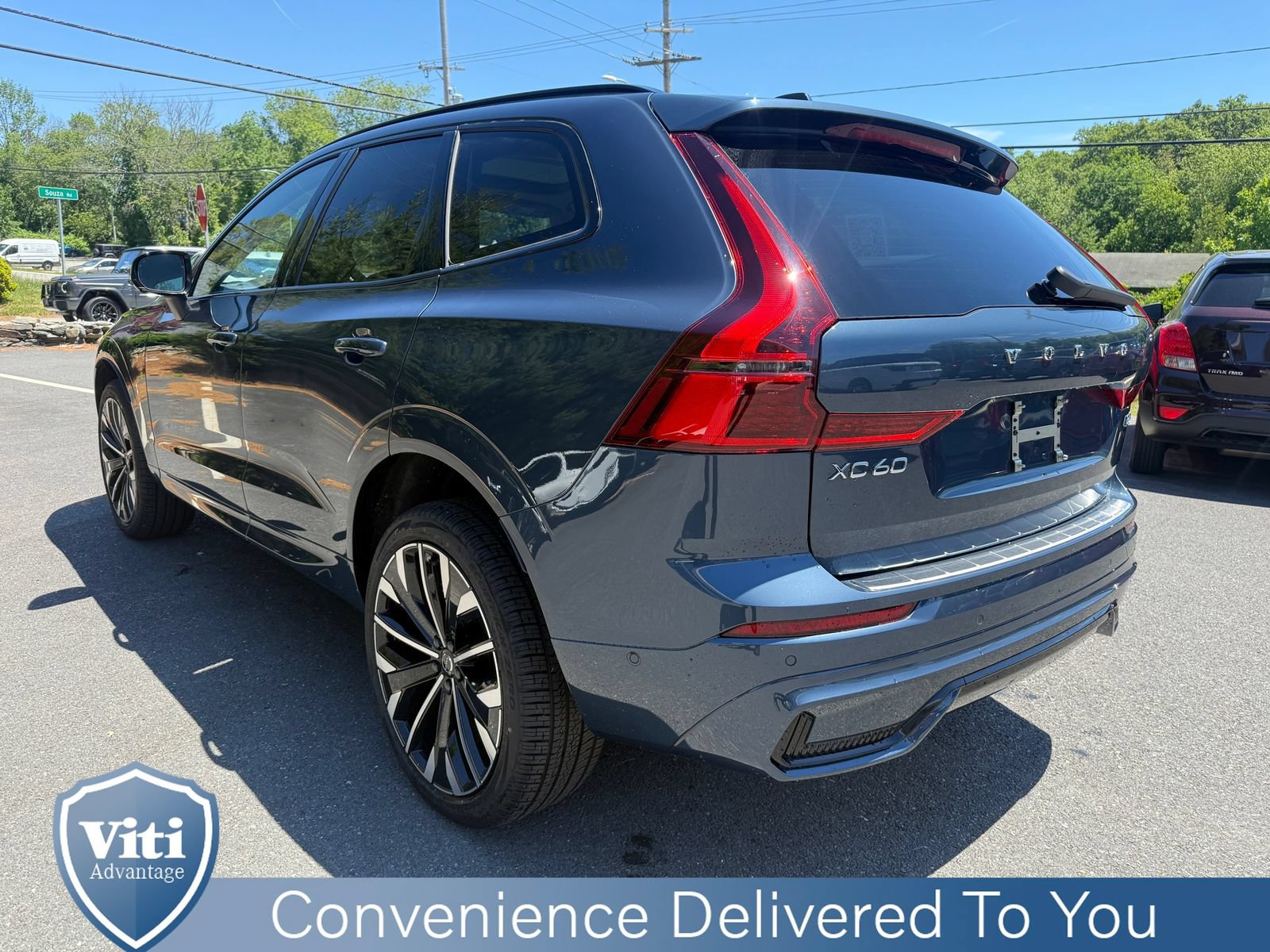 New 2026 Volvo XC60 B5 Ultra w/ Protection Package Premier AWD/4WD image 6