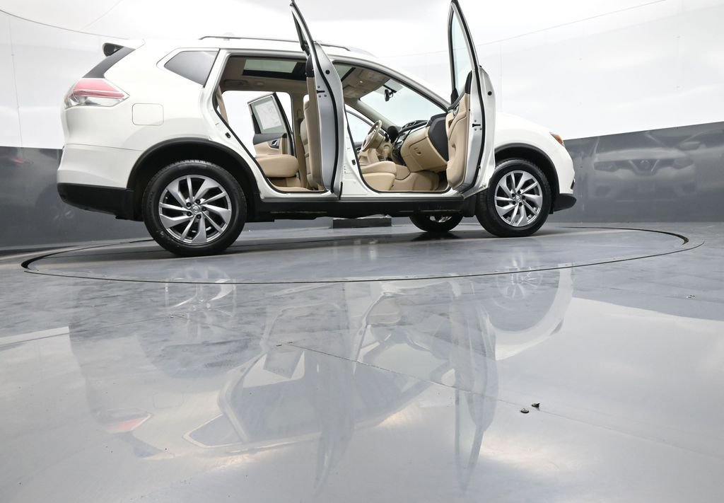 Used 2014 Nissan Rogue SL w/ SL Premium Package image 48