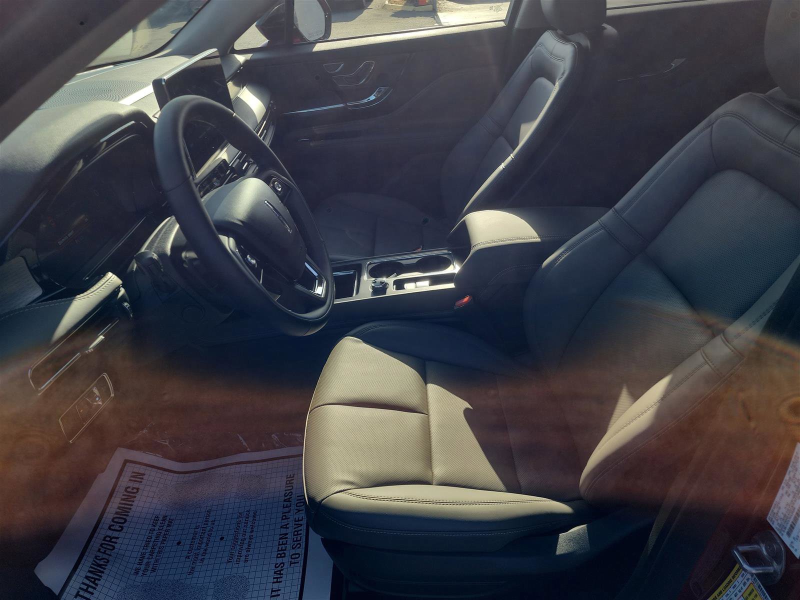 New 2025 Lincoln Corsair Premiere w/ Equipment Group 101A image 15