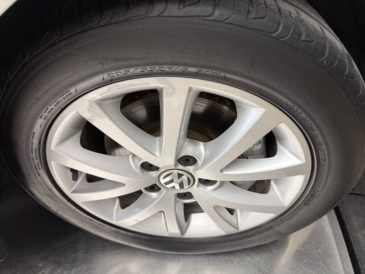 Used 2014 Volkswagen Jetta SE FWD image 28