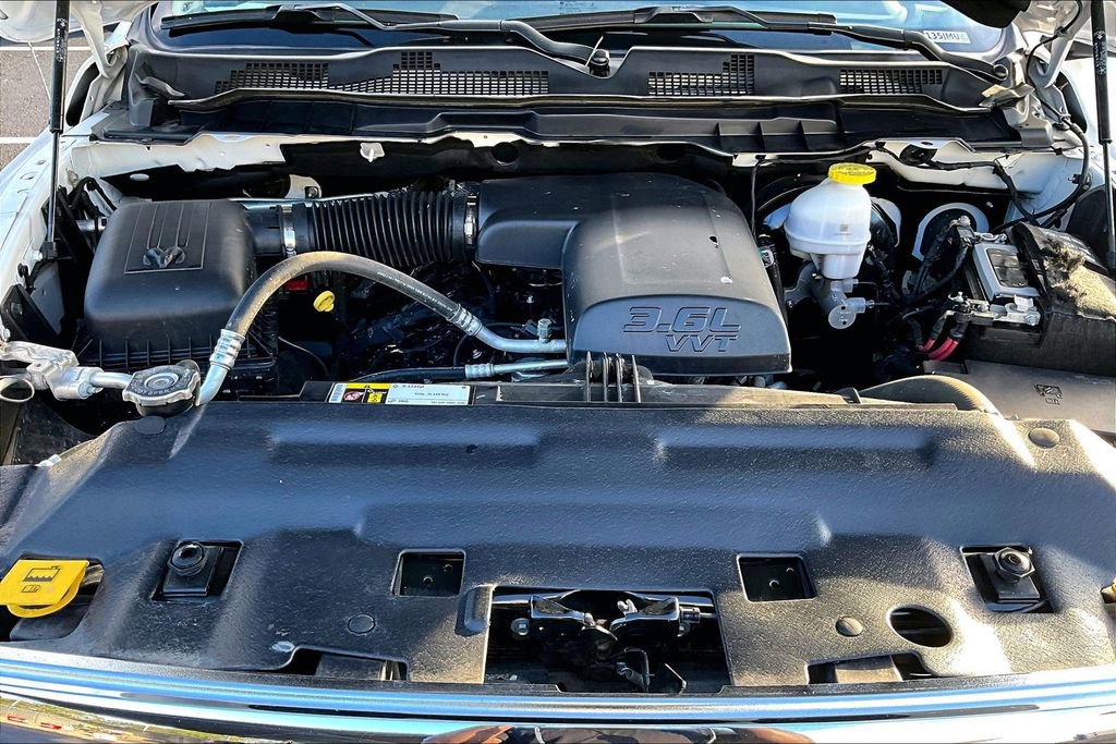 Used 2024 RAM 1500 Classic SLT image 29