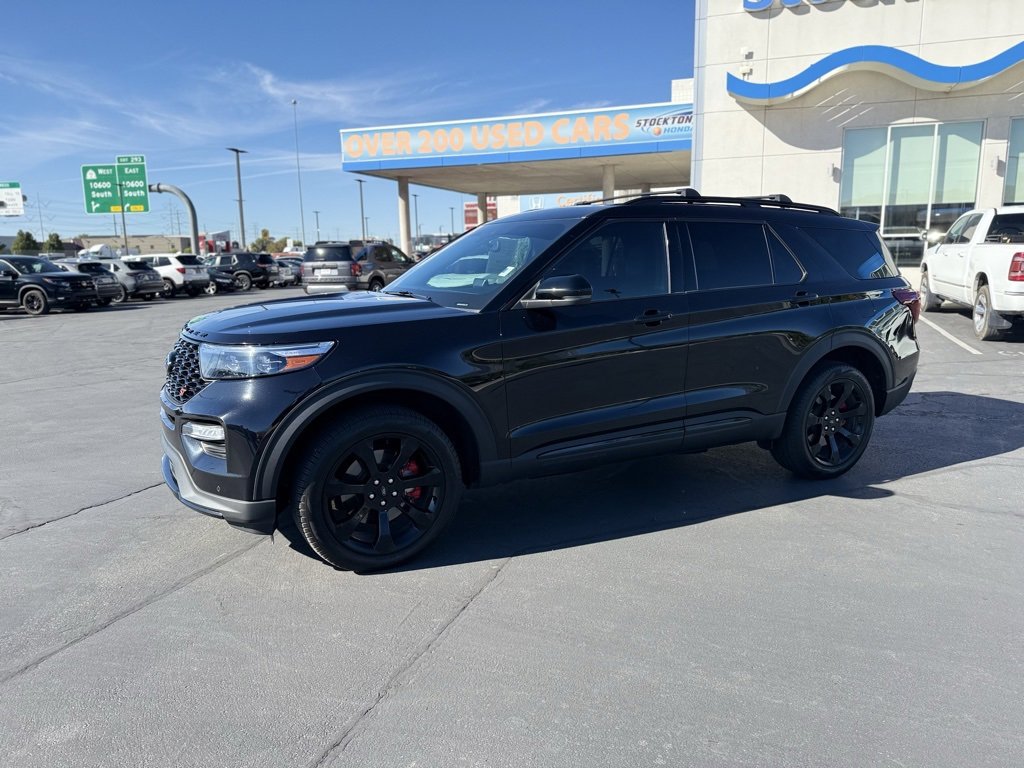 Used 2023 Ford Explorer ST w/ Equipment Group 401A image 2