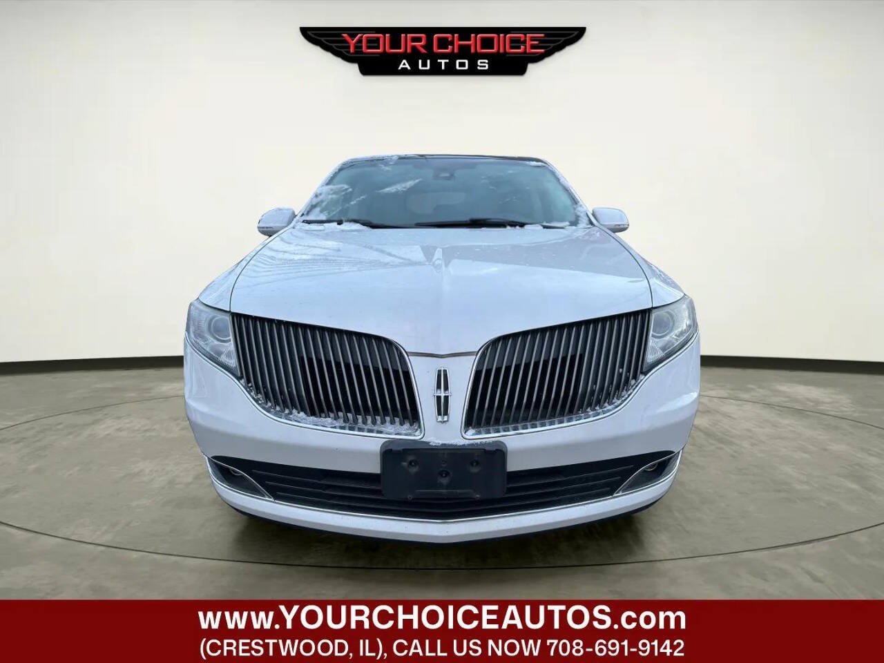 Used 2013 Lincoln MKT AWD image 8