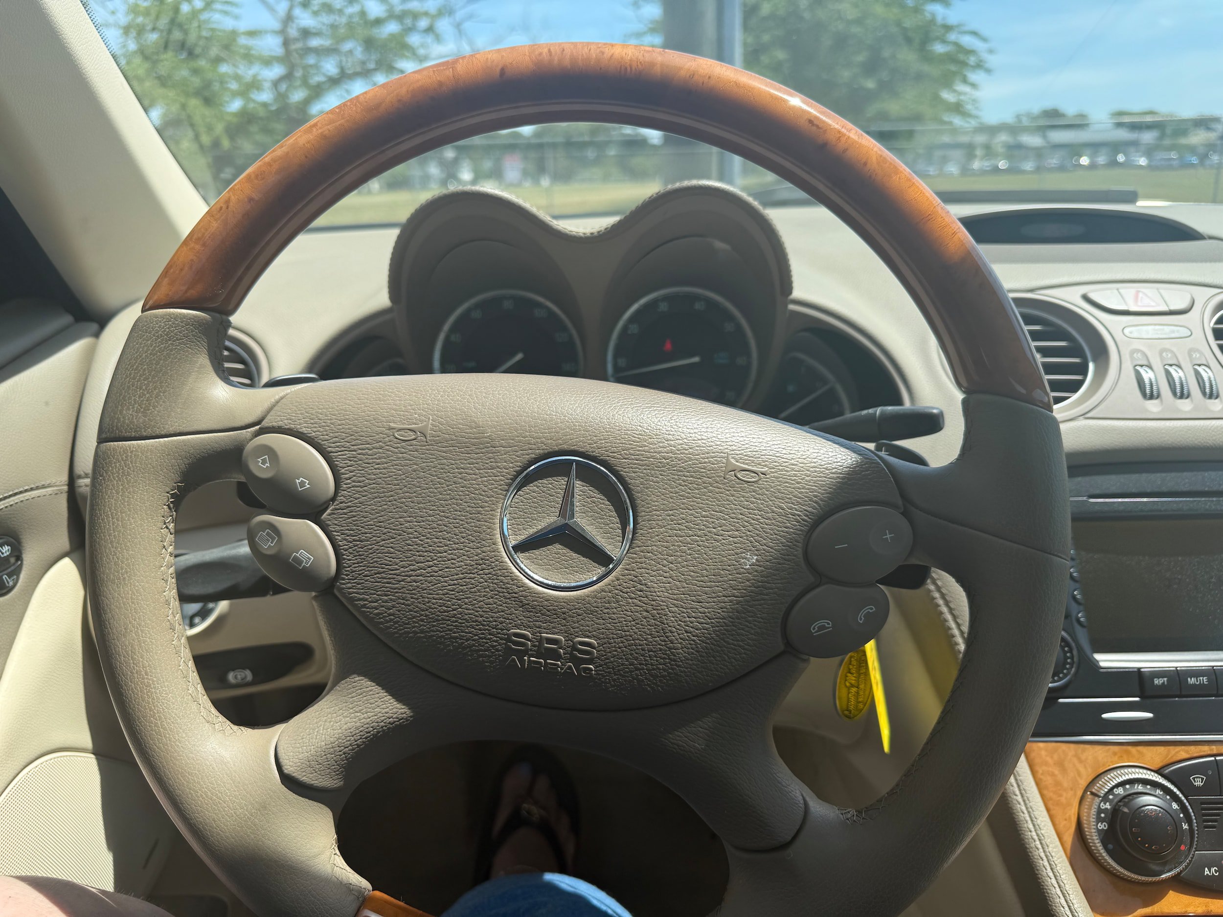 Used 2008 Mercedes-Benz SL 550 image 5