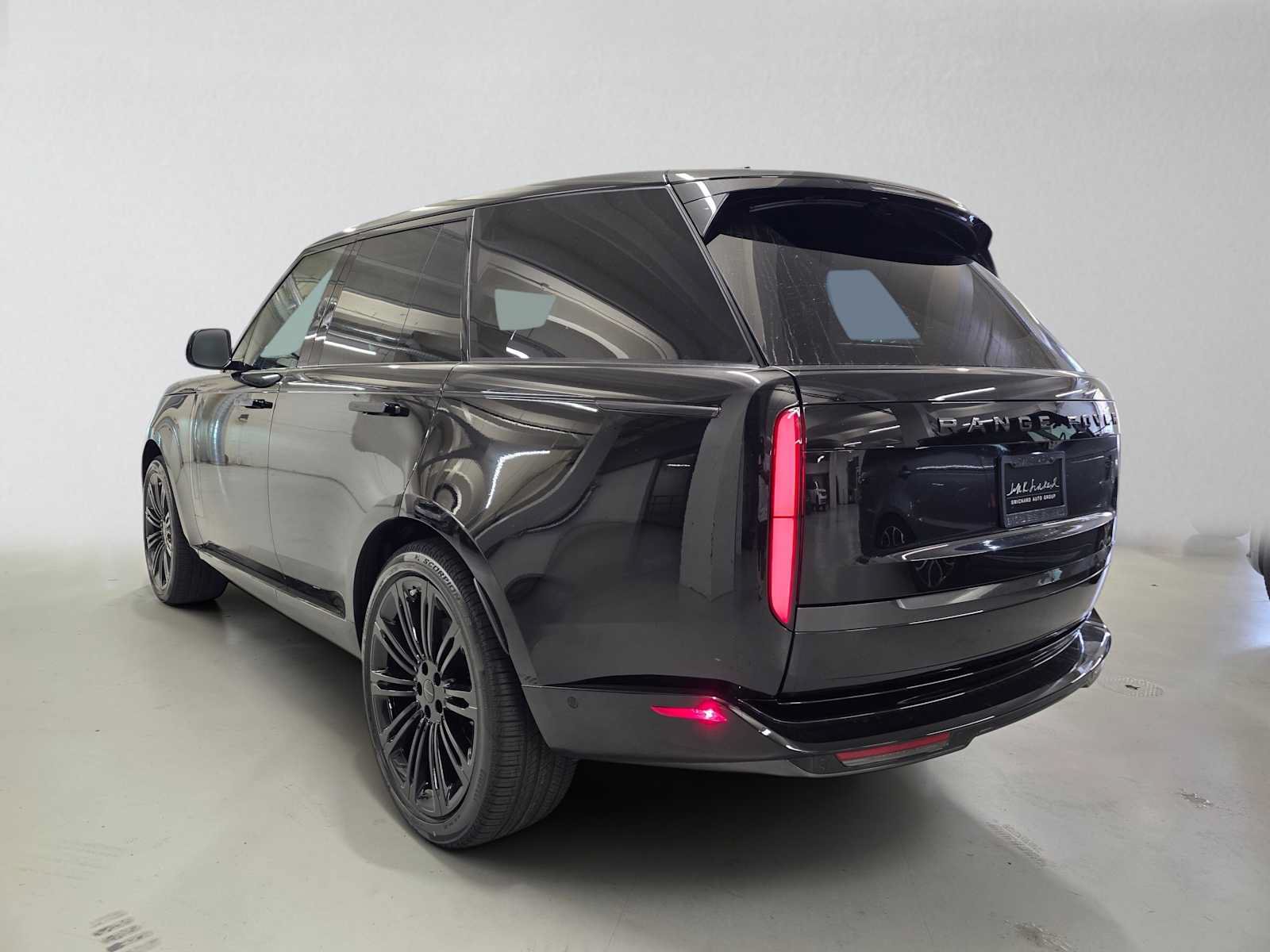 New 2026 Land Rover Range Rover SE AWD/4WD image 3