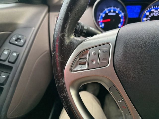 Used 2012 Hyundai Tucson GLS image 28