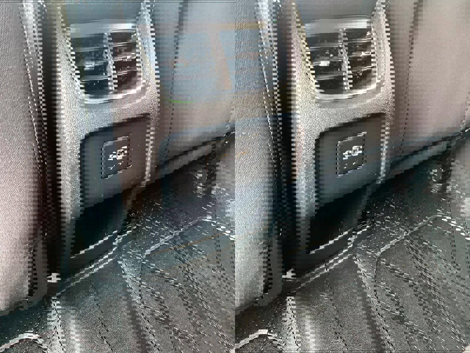 Used 2023 Chevrolet Blazer LT AWD/4WD image 28