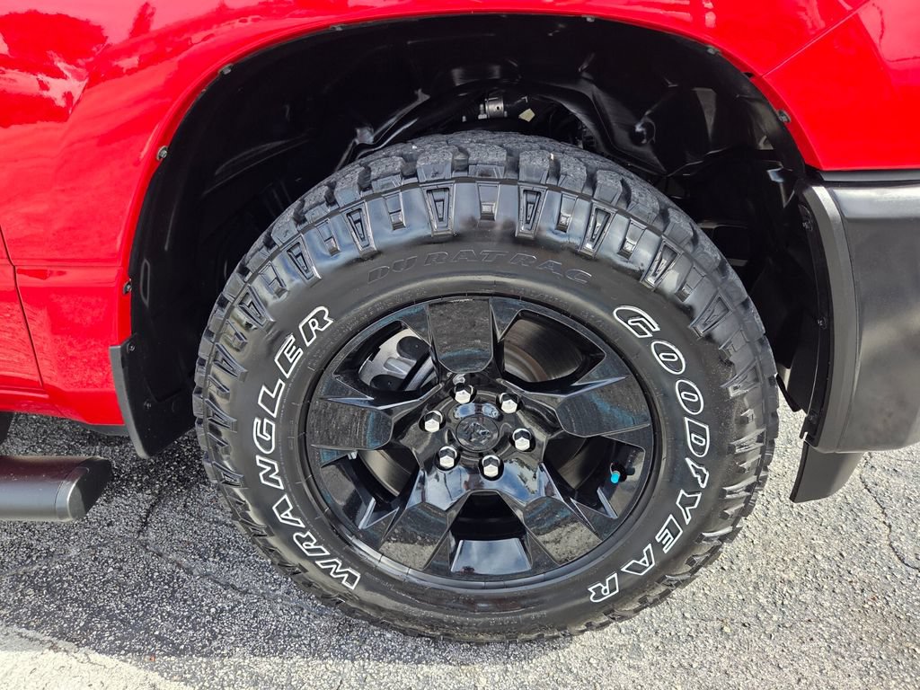 Used 2025 RAM 1500 Warlock AWD/4WD image 20