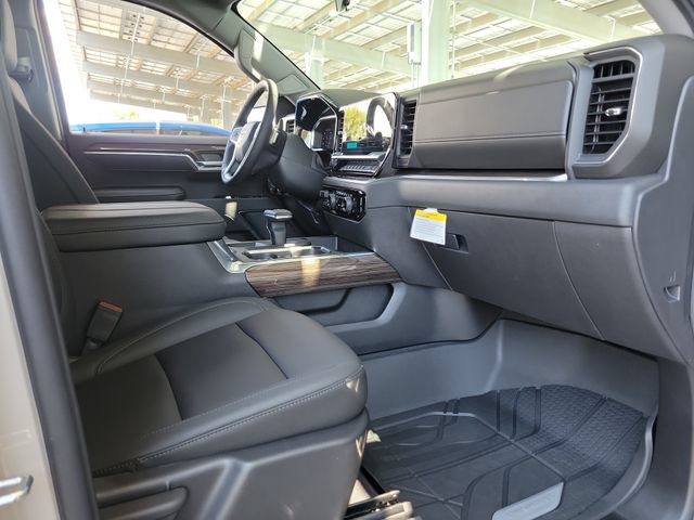 New 2026 Chevrolet Silverado 1500 RST w/ Convenience Package II AWD/4WD image 18