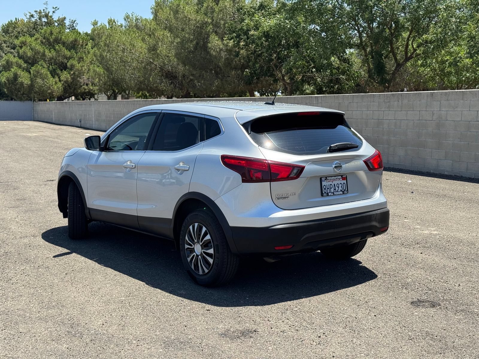 Used 2019 Nissan Rogue Sport S FWD image 7