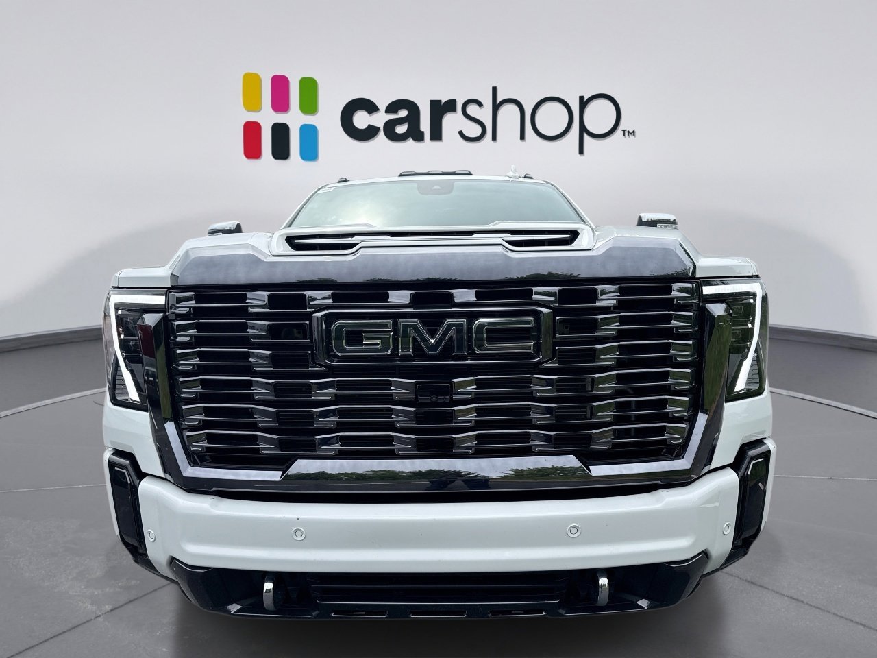 Used 2024 GMC Sierra 3500 Denali Ultimate AWD/4WD image 8