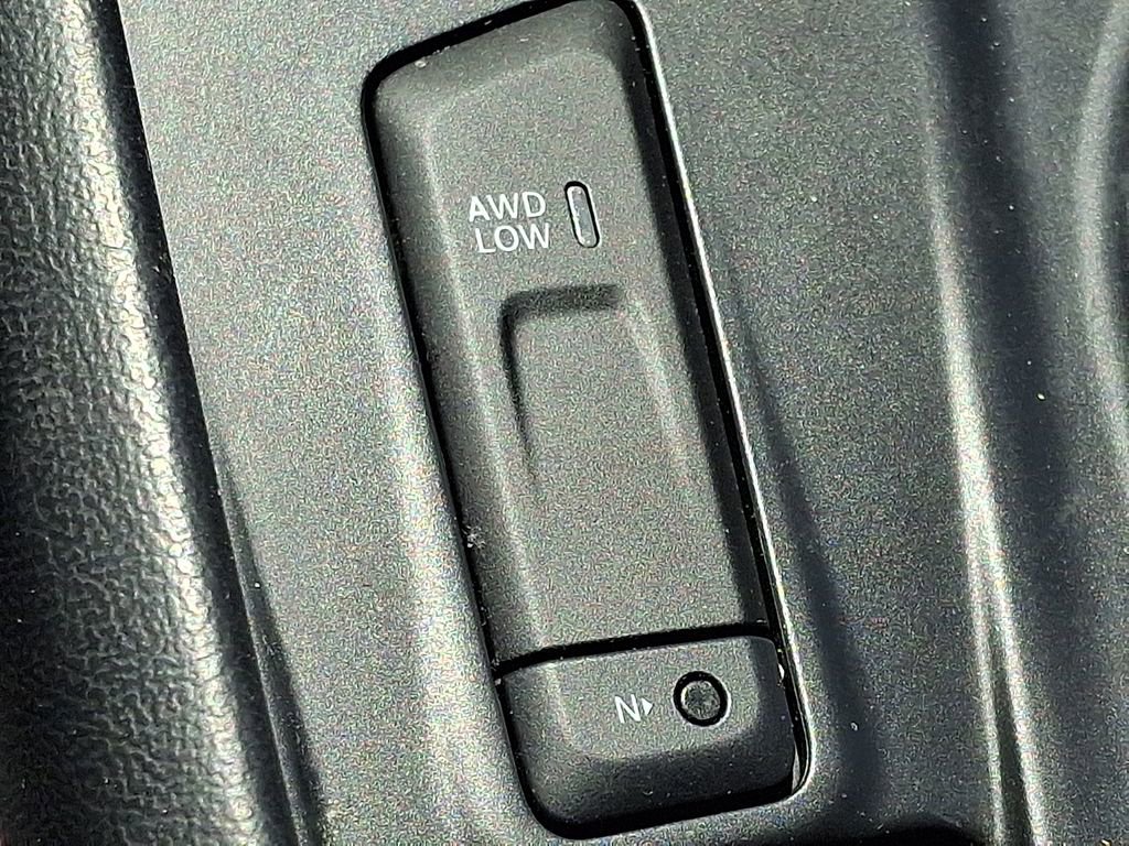 Used 2022 Dodge Durango R/T w/ Blacktop Package AWD/4WD image 27