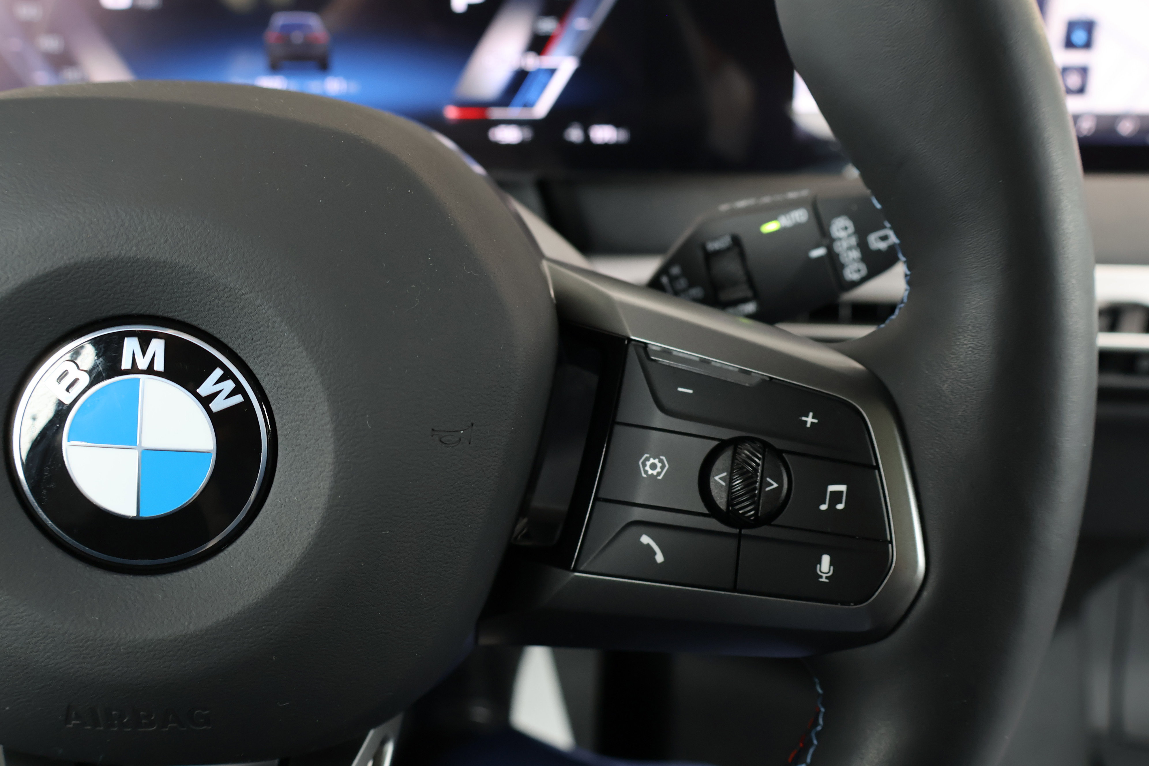 Used 2025 BMW iX M60 AWD/4WD image 34