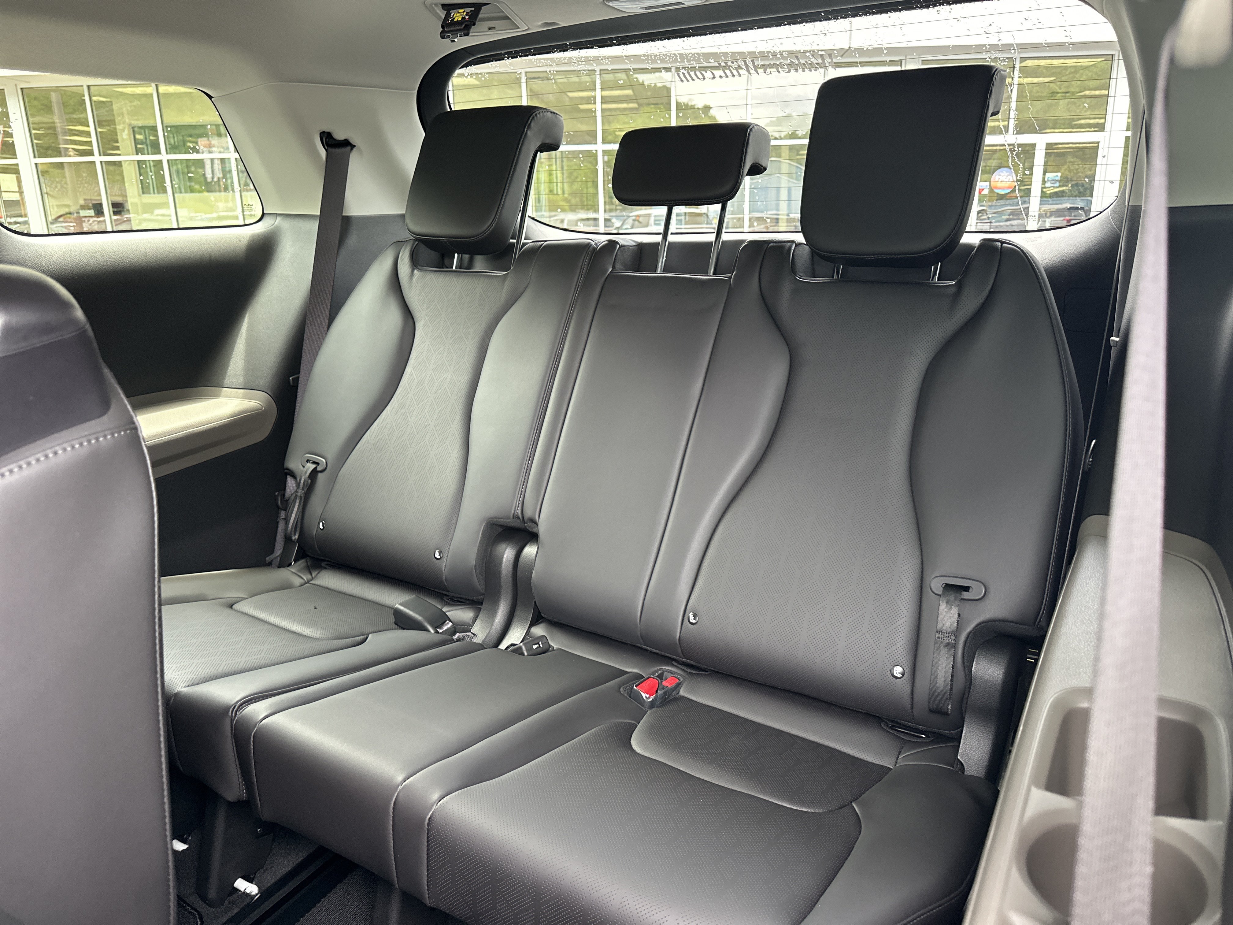 New 2026 Kia Carnival FWD image 42