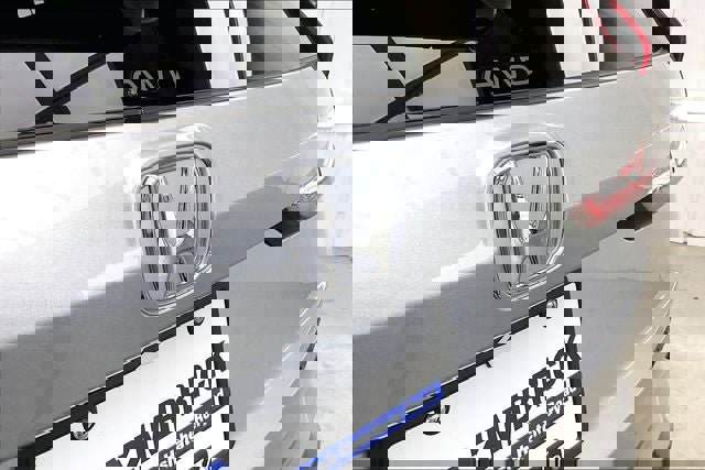 Certified 2025 Honda CR-V Sport image 32