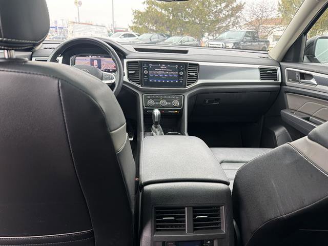 Used 2023 Volkswagen Atlas SEL R-Line AWD/4WD image 44