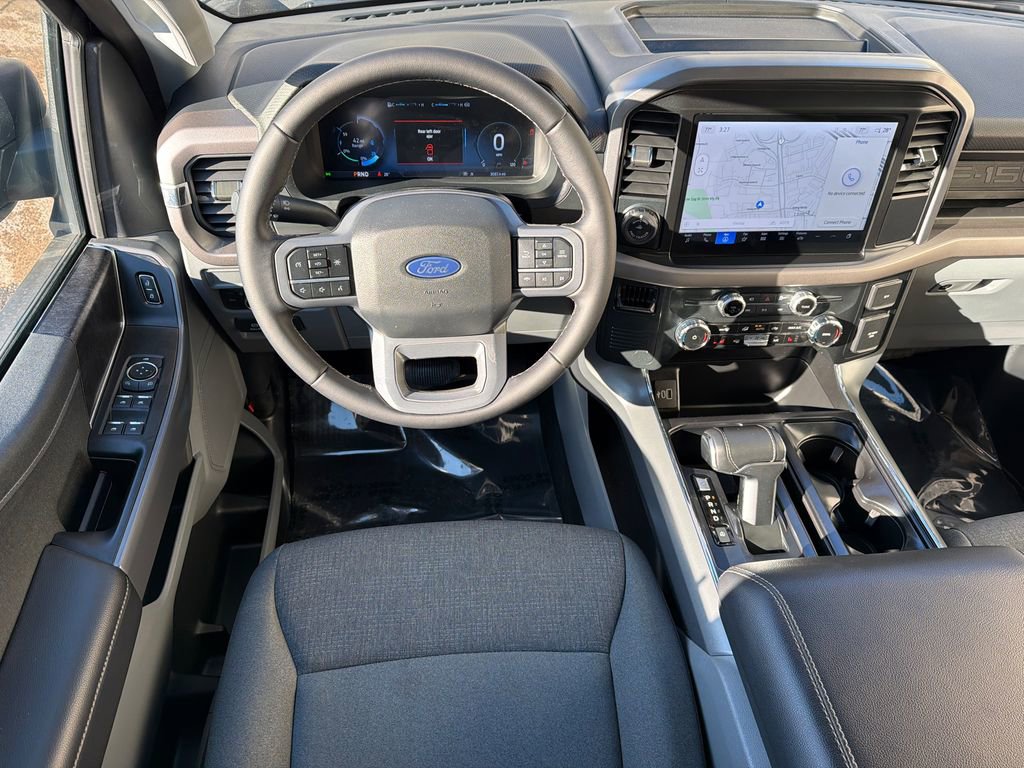 Used 2025 Ford F150 Lightning XLT image 20