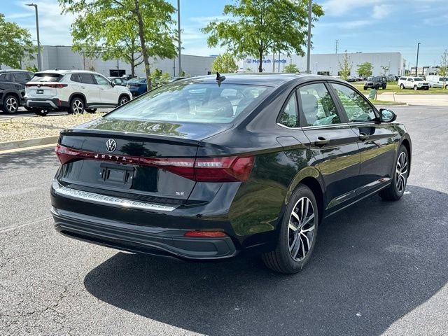 New 2026 Volkswagen Jetta SE FWD image 4