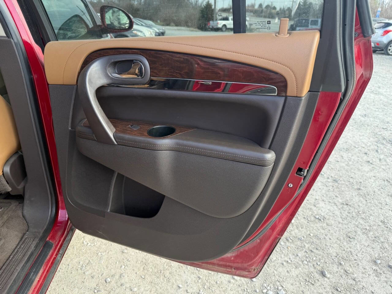 Used 2014 Buick Enclave Leather image 16